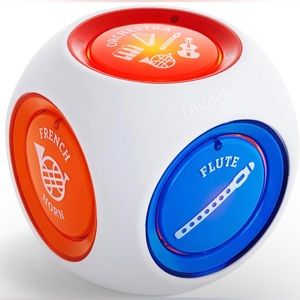 👶🏻 Munchkin Mozart Magic Cube Music Toy for Baby and Toddler